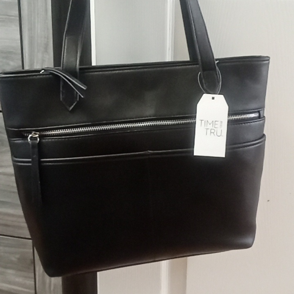 Time n Tru black purse brand new tags still on
